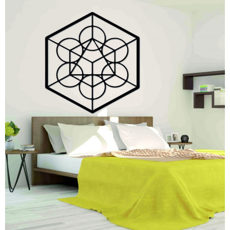 Fából készült geometriai festmény a betakarítás falán