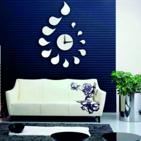 ROZMARIN csepp alakú matricás falióra saját kezűleg