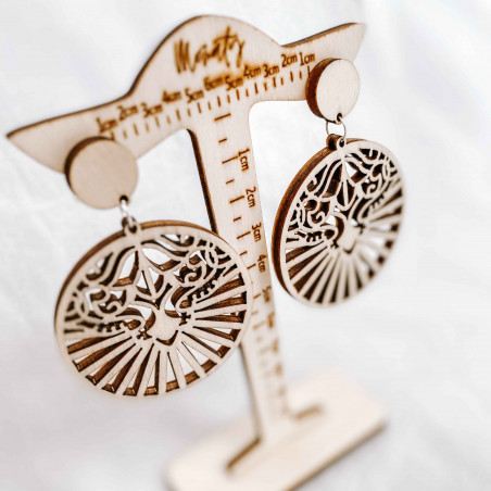 Fából készült természetes lógó fülbevaló LILIEN - MONATY | SENTOP