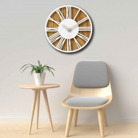 Modern fa falióra minimalista geometrikus dizájnnal