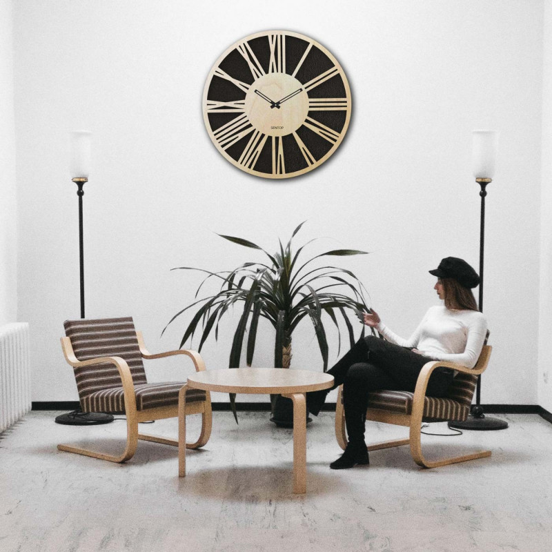 Római számokkal díszített fa falióra - Sentop |...