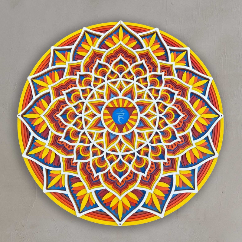 Feng shui energiával díszített fa mandala a falon