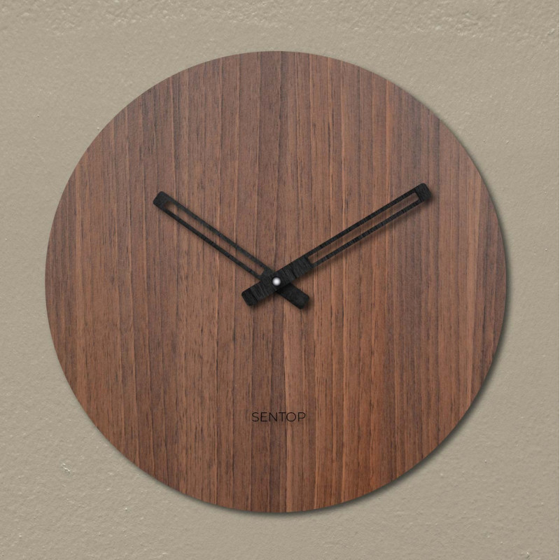 Minimalista falióra kör