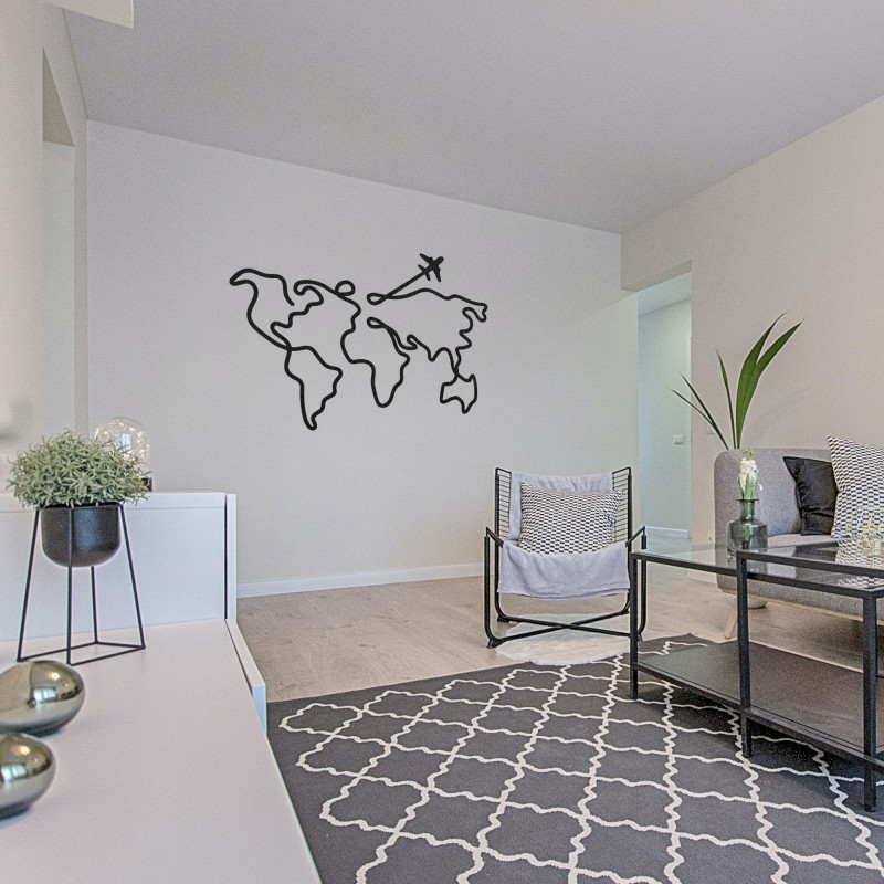 Stílusos, fából készült világtérkép, mint modern belső dekoráció