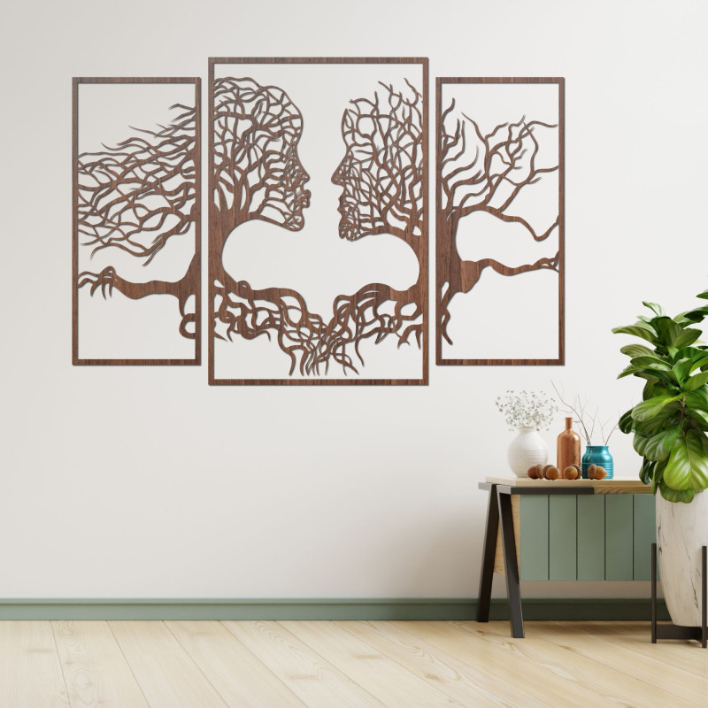 Faliképek - Az arcok és a fák az ember és a természet közötti kapcsolatot ábrázolják