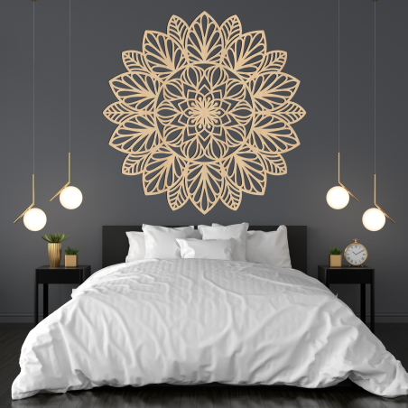 Fából készült mandala a falon Fából készült mandala a falon