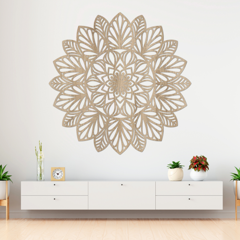 Fából készült mandala a falon