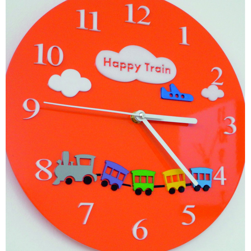 Modern plexiüvegből készült falióra. Trendi falióra ajándékba. X-momo óra. PMMA