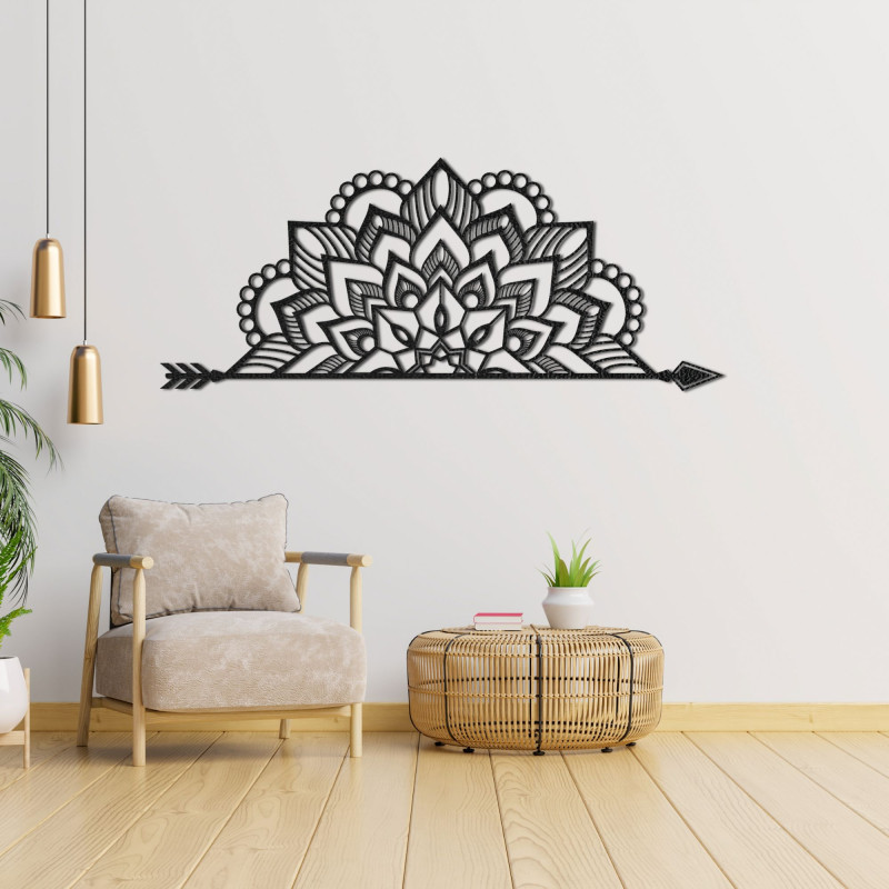 Fából készült mandala a falon, mint luxus belső dekoráció