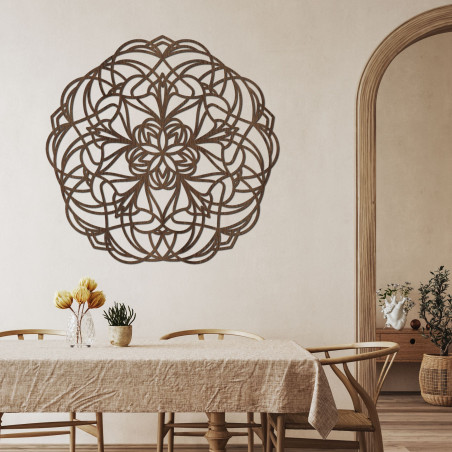 Természetes fából készült fali mandala modern belső térbe