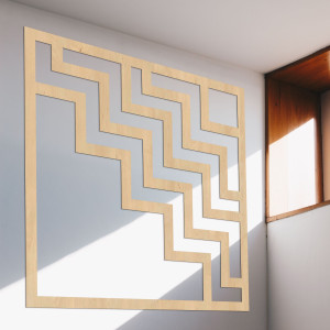 Modern fa faldekoráció feltűnő geometrikus cikkcakk mintával 2