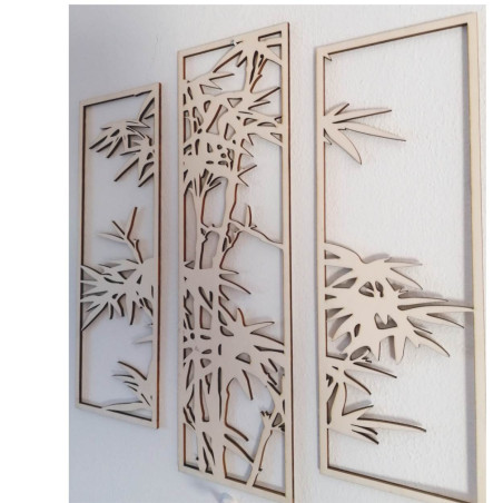 Fekete, háromrészes fémfestmény bambusszal - stílusos kiegészítője lehet a nappalinak vagy az irodának Fekete, háromrészes fémfestmény bambusszal - stílusos kiegészítője lehet a nappalinak vagy az irodának