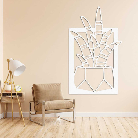 Fából készült falióra sima, kör alakú formával és kontrasztos középponttal.