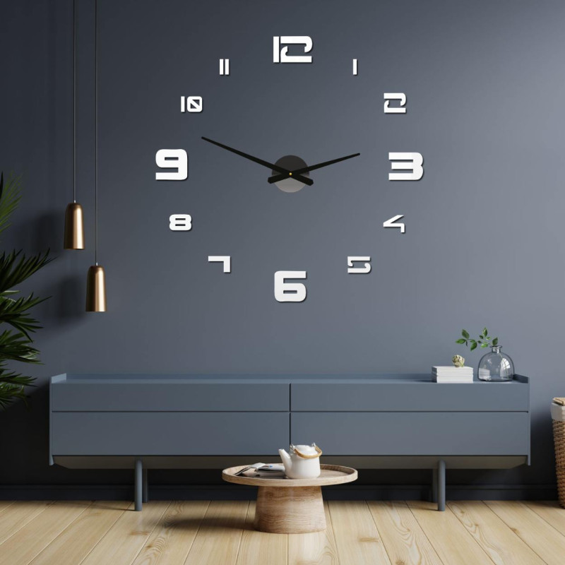 Elegáns plexiüvegből készült óra, állítható átmérővel akár 130 cm-ig.