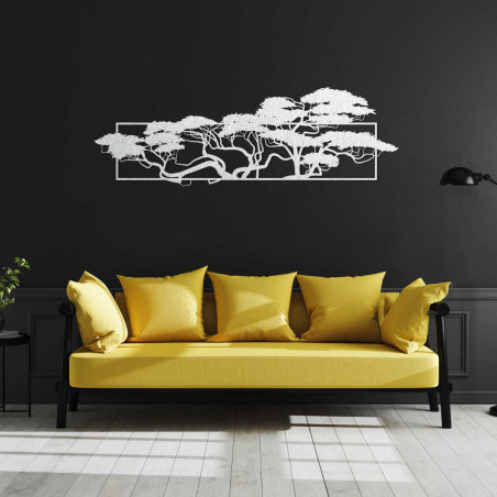 Elegáns, minimalista formájú faóra, ideális a nappaliba.