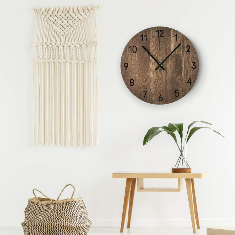 Kézzel készített falióra minőségi tölgyfából