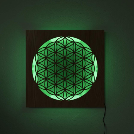 Háttérvilágítású fa mandala - belső dekoráció, pihentető fény és kézzel faragott dísz.