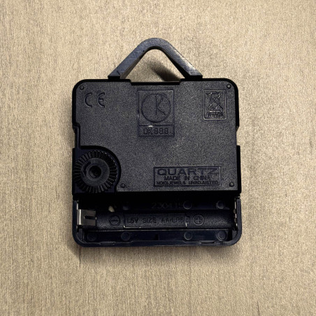 Elegáns, fű témájú óra otthonra