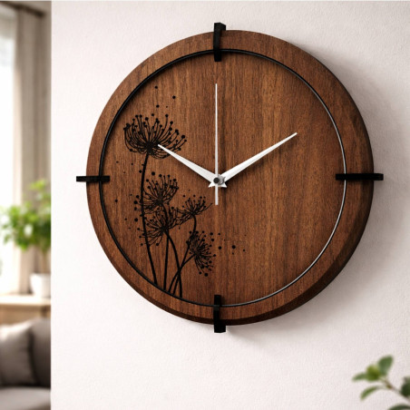 Minimalista dizájn és a sötét fa szépsége otthonodban.