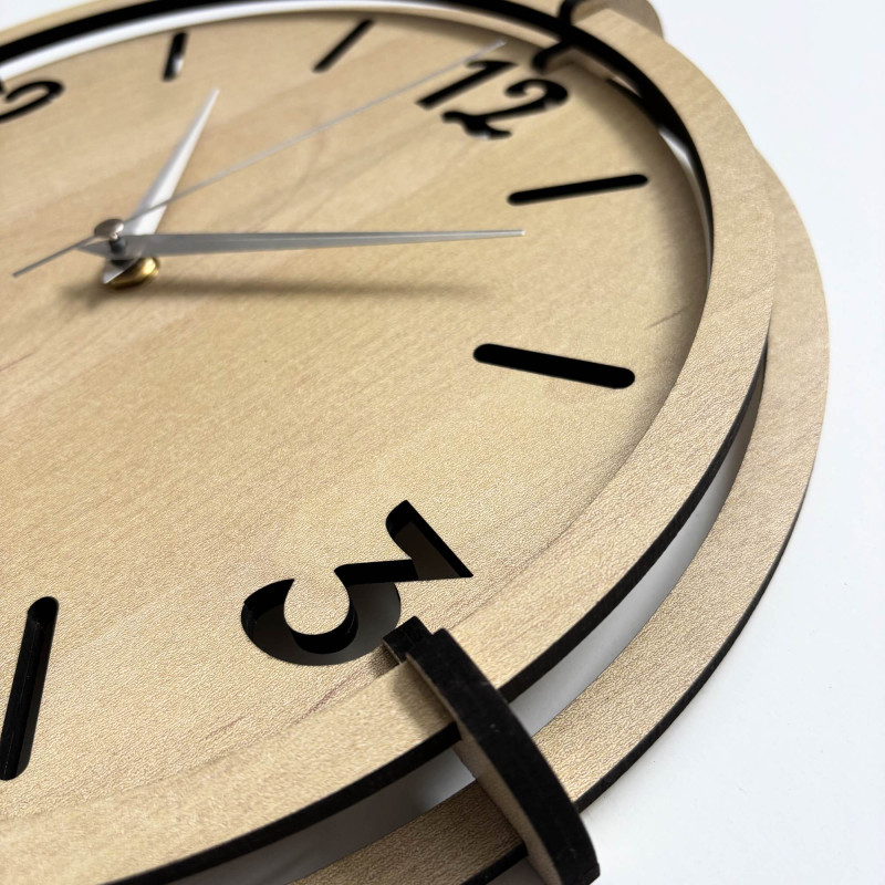 HDF lapból készült, réteges számlappal és minimalista stílussal ellátott dizájner óra nappaliba.