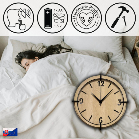 Elegáns falióra 3D-s számokkal, természetes faerezettel és modern megjelenéssel.