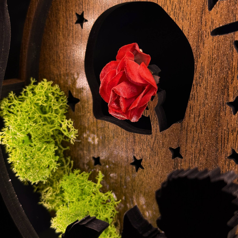 Szabályozható fényerejű LED lámpa A kis herceg - meseszerű hangulat az asztalon.