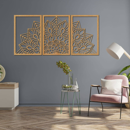 Precízen faragott mandala és óra. Művészet és természetes anyagok kombinációja.