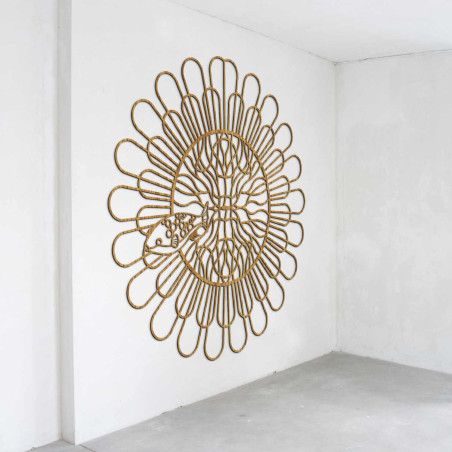 Fekete HDF lapból faragott, négyfogú halas mandala 3D-s képe