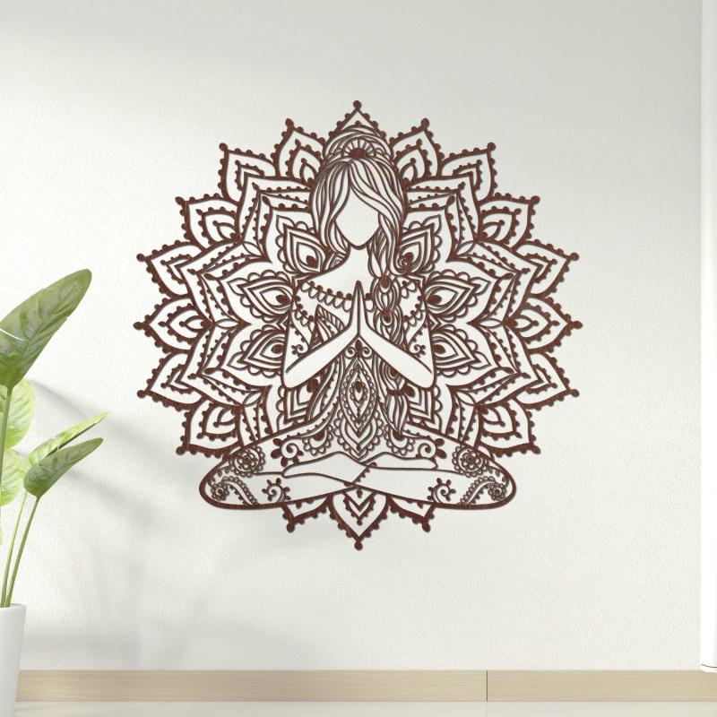 Designer fa mandala jóga motívummal - 3D faldekoráció a nappaliba harmonikus hatással.