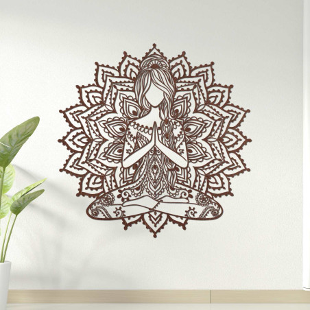 Designer fa mandala jóga motívummal - 3D faldekoráció a nappaliba harmonikus hatással.