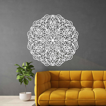 Egy modern, fából készült mandala otthonos és harmonikus hangulatot teremt otthonodban.