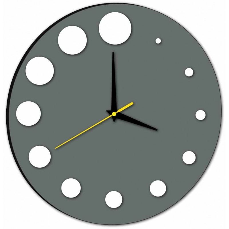 Modern műanyag falióra. Saját gyártású, X-momo