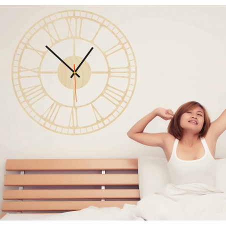 Modern falióra, falióra fából, rétegelt lemezből