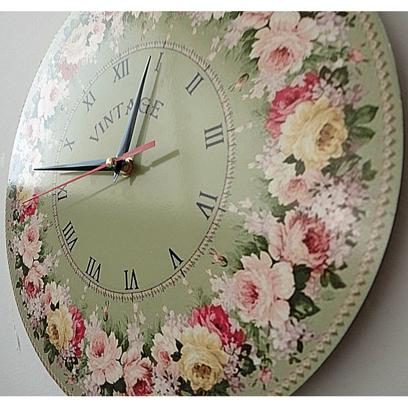 Modern falióra, falióra fából, rétegelt lemezből