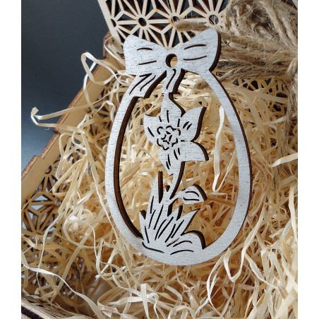 Díszméretek, karácsonyfadíszek, fa kiegészítők, fa és műanyag díszek