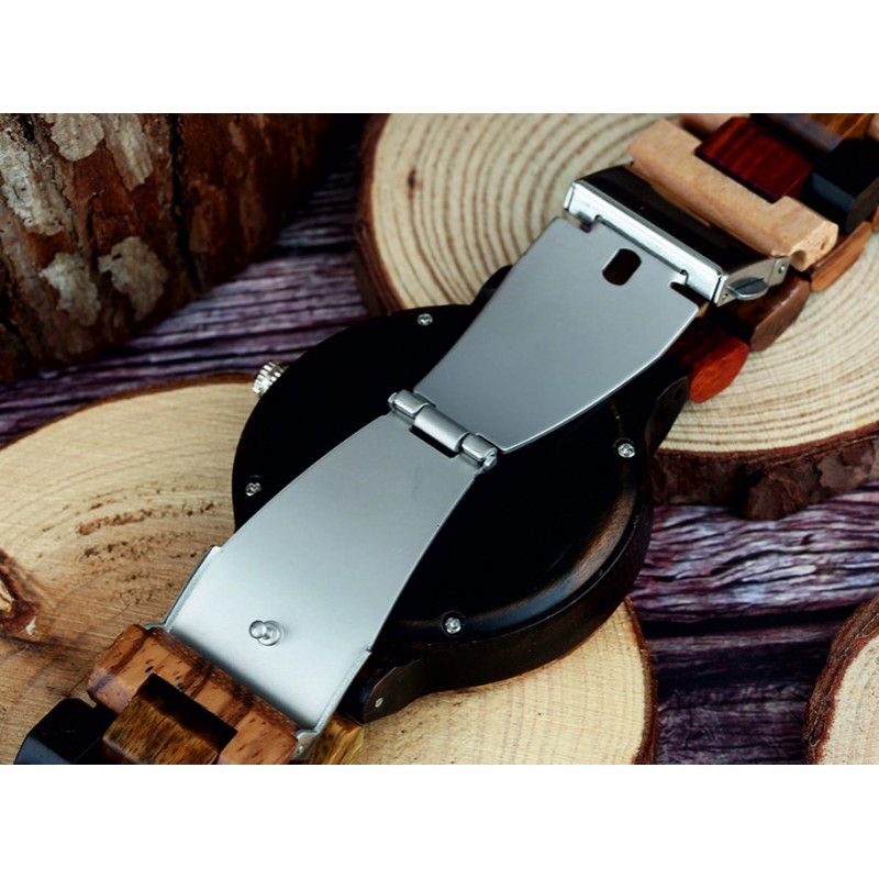 REDEAR karóra fából készült. Hölgyeim és uraim.