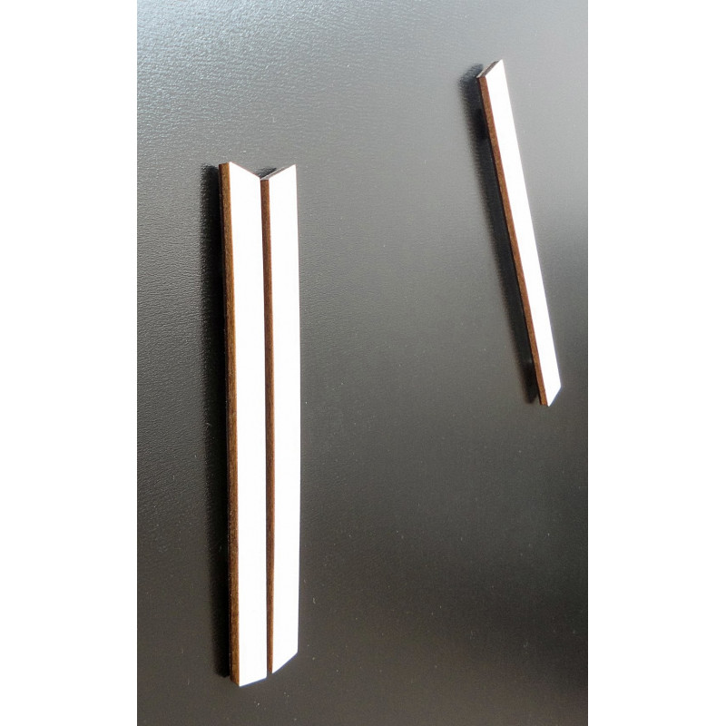 Modern falióra, fából készült falióra, rétegelt lemez