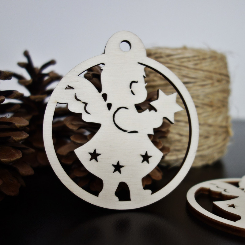 Karácsonyi díszek fából, méret: 79x90 mm