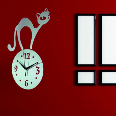 Falióra macska (tüköróra a falon macska) SIMON