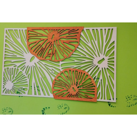 Elegáns fából készült fali dekoráció virágmintával - GENIUS